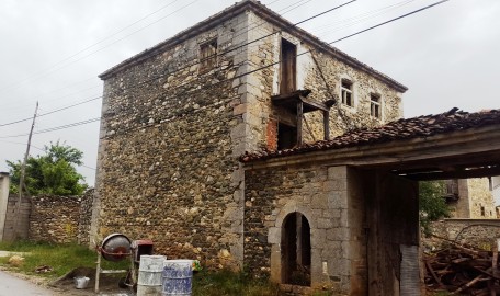 Emergency intervention in the Kulla of Mustafë Dukaj in Drenoc of Deçan